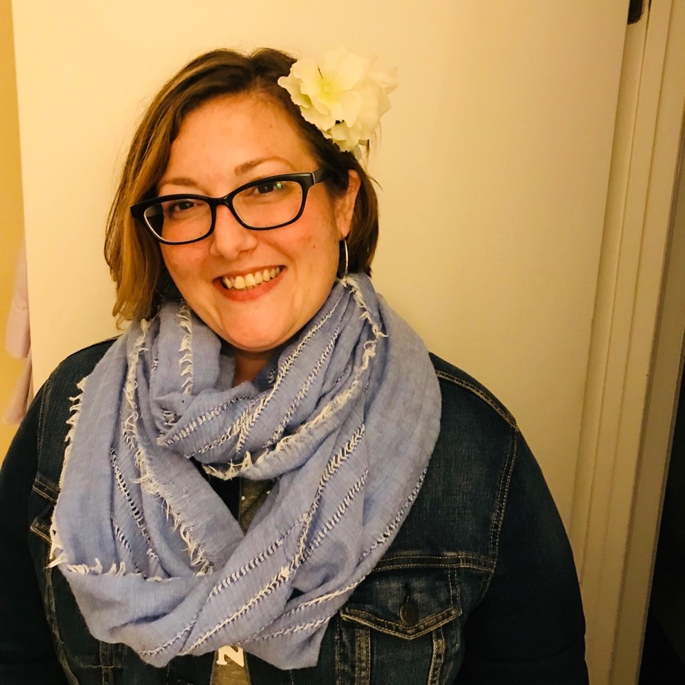Light blue infinity scarf - Picture 3 of 4